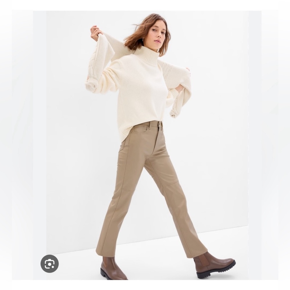 Gap Cheeky Straight High Rise Vegan Leather Pants - Size 26